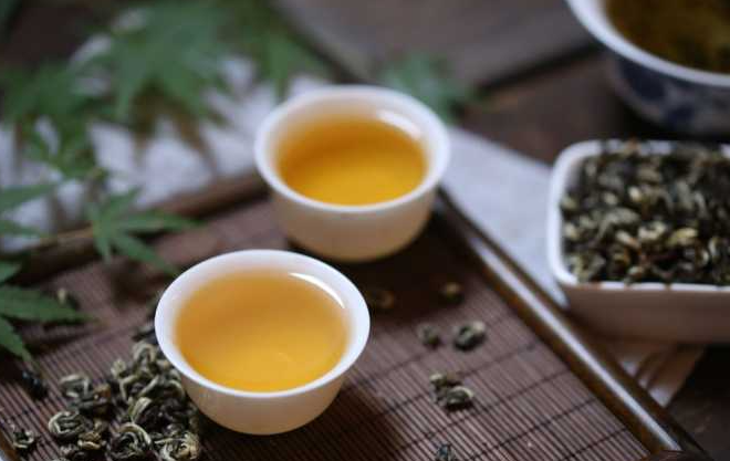 茶葉中含有哪一種物質(zhì)可以提神(茶葉中具有提神作用的主要物質(zhì)是)